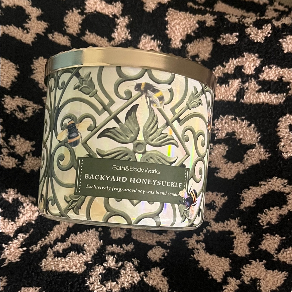 Bath & Body Works Green and Gold Decorative 3-Wick Candle